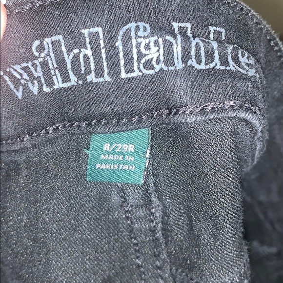 Black jean shorts - Picture 3 of 3